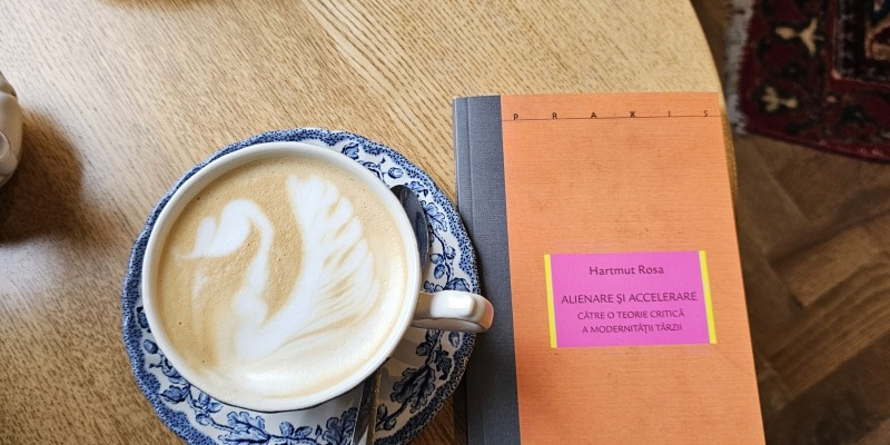 Miscellanea no 5: On digital ghost towns, social acceleration and our collective knowledge